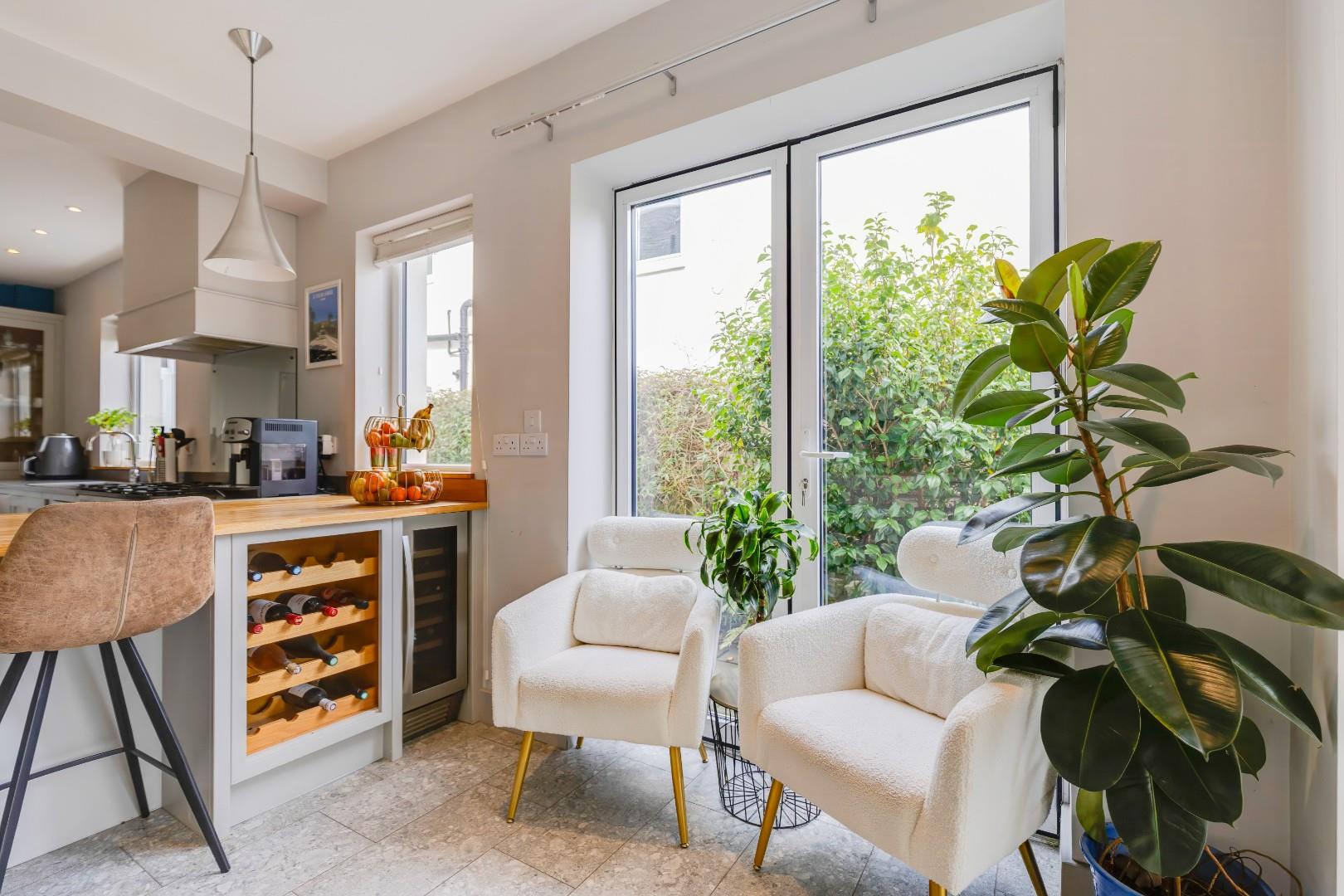 90 Stanwell Road, Penarth, CF64 3LP